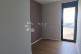 PETRČANE - Troetažni stan B3 u novogradnji, Zadar - Okolica, Appartamento