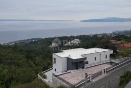 OPATIJA, IČIĆI, POLJANE- villa 155m2 s panoramskim pogledom na more i bazenom + uređena okućnica 600m2, Opatija - Okolica, Casa