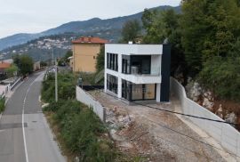 OPATIJA, IČIĆI, POLJANE- villa 155m2 s panoramskim pogledom na more i bazenom + uređena okućnica 600m2, Opatija - Okolica, Σπίτι