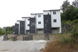 OPATIJA, IČIĆI, POLJANE- kuće u nizu 590m2, 5 kom s pogledom na more  i 2 bazena + okoliš 700m2, Opatija - Okolica, Famiglia