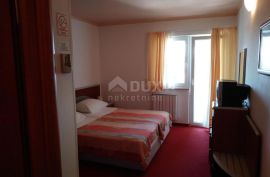 ISTRA,POREČ - Hotel sa bazenom i prostranom okućnicom!, Poreč, Commercial property