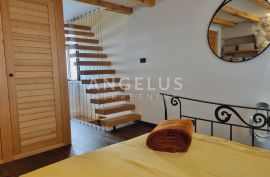 Kaštela - renovirana kamena kuća u centru mjesta, 90 m2, Kaštela, House