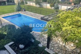 Novi Sad, Adice, , 8.0, 370m2, Novi Sad - grad, House