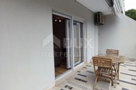 ISTRA, PULA - Moderna apartmanska kuća nadomak grada, Pula, House