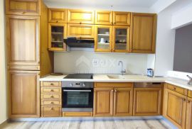 ISTRA, PULA - Moderna apartmanska kuća nadomak grada, Pula, House