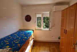 Stan Apartman sa otvorenim  pogledom na uvalu i more., Marčana, Apartamento