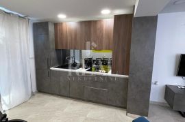 Fažana luksuzan stan 81.91m2,plaža na 200m,VRT !, Fažana, Apartamento