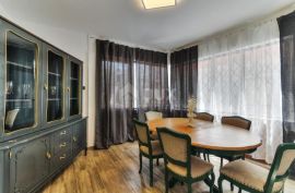 NOVI VINODOLSKI - prekrasan apartman na odličnoj lokaciji, Novi Vinodolski, Διαμέρισμα