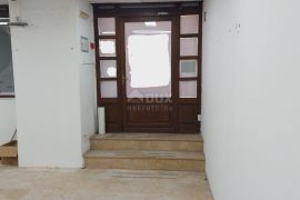 RIJEKA, CENTAR - poslovni prostor 173 m2, Rijeka, Propiedad comercial