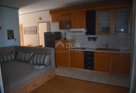 OTOK KRK, MALINSKA - Apartman 1S+DB 300 m od mora, Malinska-Dubašnica, Flat