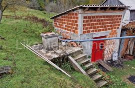 GORNJE VRHOVINE -obiteljska kuća 180 m2, okućnica, Vrhovine, Casa