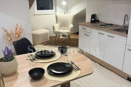 PULA, PREKRASAN STUDIO APARTMAN U CENTRU, 41 M2, Pula, شقة