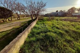 ZADAR, NIN - Građevinsko zemljište na ulazu u centar Nina, Nin, Zemljište