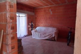 VODICE - KUĆA 800 M2 ODLIČNA PRILIKA, Vodice, House