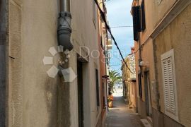 Kuca blizu plaže stvorena za turizam, Mali Lošinj, Kuća