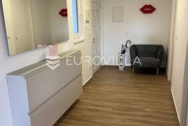 Istra, Pula, predivan dvosoban stan na top lokaciji, NKP 65,55 m2, Pula, Appartement