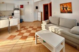 Kuća sa tri apartmana na odličnoj lokaciji blizu mora, Medulin, Istra, Medulin, Maison