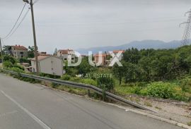 MARINIĆI, GORNJI ZAMET- građevinsko zemljište 1900m2 za stambenu zgradu-stanove-apartmane/ obiteljsku kuću, Viškovo, Terreno