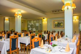 HOTEL SELCE 5780 m² P+6, Crikvenica, Poslovni prostor