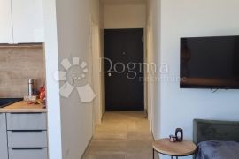 JEDNOSOBAN STAN U NOVOGRADNJI, BALAN, TROGIR, Trogir, Apartamento