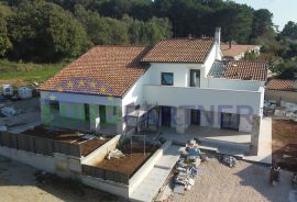 Dvojna kuća na atraktivnoj lokaciji u okolici Poreča, Poreč, Maison