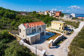 VILA S BAZENOM, 200 M OD MORA, NOVIGRAD - ZADAR, Novigrad, Casa