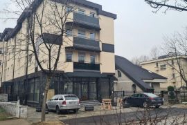 POSLOVNI PROSTOR - BANJA LUKA - 325 m2 , Banja Luka, Poslovni prostor