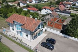 KUĆA - DUŠANOVO - 288 m2, Gradiška, Famiglia