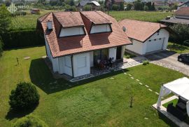 KUĆA - LAKTAŠI - 153 m2, Laktaši, Haus