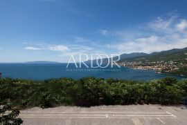 Opatija, novoadaptirani stan za najam u staroj vili, Opatija, Kвартира