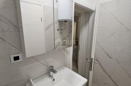 OPATIJA- stan 65m2 podjeljen u 2 aparmana s pogledom na more + okoliš, Opatija, Flat