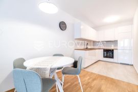 Zagreb, Špansko, prvo useljenje, moderan komforni dvosoban stan, NKP 59 + GPM, Zagreb, Διαμέρισμα