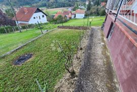 Vikendica sa malenom okućnicom iznad Tuheljskih Toplica, Tuhelj, Kuća