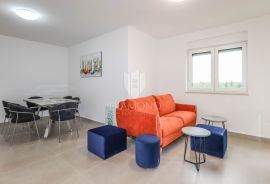 Stan s vrtom i garažom na mirnoj lokaciji, Rovinj, Appartment