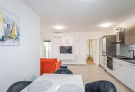 Stan s vrtom i garažom na mirnoj lokaciji, Rovinj, Appartment