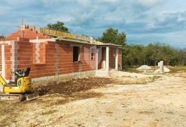 Poreč, okolica, interesantna kuća sa tavernom u mirnom mjestu!, Poreč, House