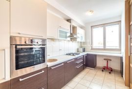 Zagreb, Črnomerec, četverosoban stan na 6. katu kvalitetne novije gradnje + GPM, Zagreb, Appartement