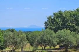 Građevinsko zemljište Prodaje se građevinsko zemljište s pogledom na more, Peruški, Marčana, Land