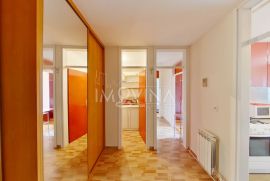 Trosoban stan za najam 62m2, Dobrinja IV, Istočna Ilidža, Appartement