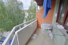 Trosoban stan za najam 62m2, Dobrinja IV, Istočna Ilidža, Appartment