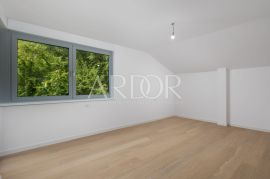 Opatija, penthouse s pogledom na more, krovnom terasom i bazenom, Opatija, Διαμέρισμα