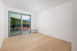 Opatija, Atraktivan stan s terasama i vrtom, Opatija, Appartment