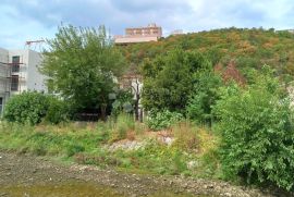 Crikvenica, višestambeni objekt za rekonstrukciju sa građevinskom dozvolom, Crikvenica, Maison