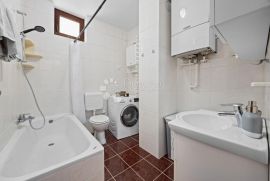 Dvosoban stan u blizini mora 85 m2 - Pula, Pula, Apartamento