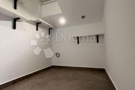 Novoadaptiran stan u mirnom dijelu Opatije, Opatija - Okolica, Apartamento