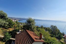 OPATIJA, stan 3S+DB s garažom i pogledom na more, Opatija, Wohnung