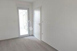 PRILIKA Povljana, Pag - Dvoetažni stan prvi red uz more, Povljana, Appartement