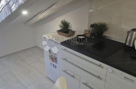 Dva apartmana u strogom centru, Rijeka, Appartment