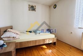 Dubrava-Trnava 3-soban stan za 6 radnika, Donja Dubrava, Appartment