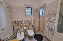 Punat - stan na top lokaciji 100 m od mora!, Punat, Apartamento